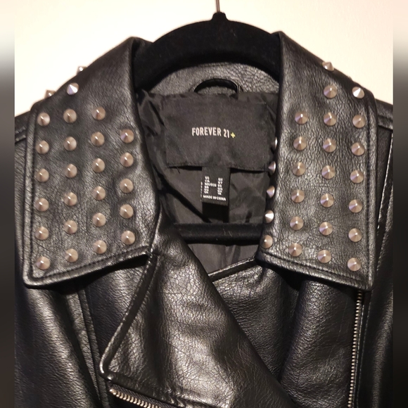 Forever 21 Plus Size Studs Moto Jacket - Picture 2 of 5
